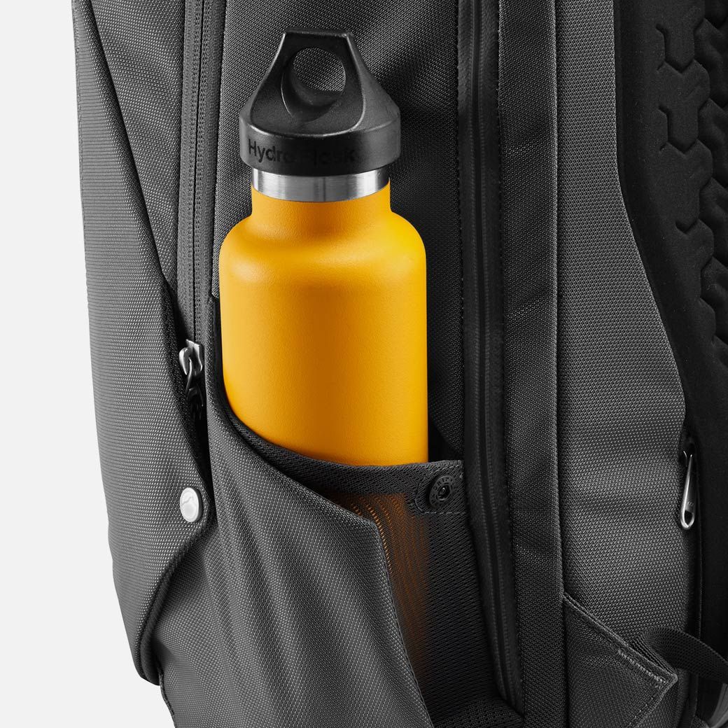 Halo laptop sale bags